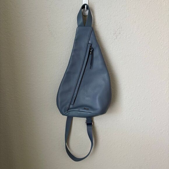 The Sak Geo Sling Backpack in Maritime - Picture 2 of 8